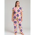 بيجامة ستاتية لون زهري اشكال ملون بنطلون وبلوزة نص كم