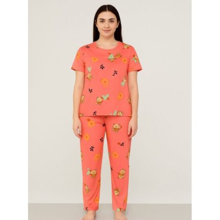 بيجامة ستاتية لون زهري اشكال ملون بنطلون وبلوزة نص كم