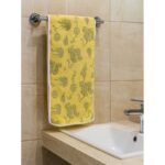 منشفة حمام  لون أصفر 70 *140 سم