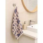 منشفة  لون بيج و أزرق 70 *140 سم