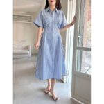 ⁦فستان صيفي طويل مخطط بالطول لون أزرق و أبيض⁩ - الصورة ⁦4⁩