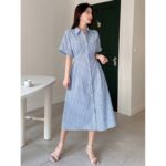 ⁦فستان صيفي طويل مخطط بالطول لون أزرق و أبيض⁩ - الصورة ⁦5⁩