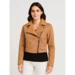 جاكيت شتوي للنساء لون بيج