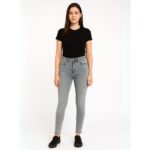 ⁦بنطال جينز للنساء لون رمادي⁩ - الصورة ⁦2⁩