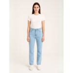 ⁦بنطال جينز للنساء لون أزرق فاتح⁩ - الصورة ⁦2⁩