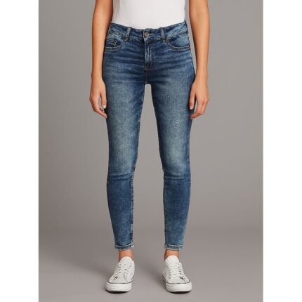 بنطال جينز للنساء لون أزرق