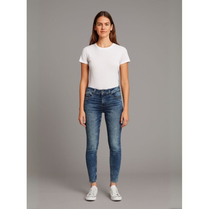 ⁦بنطال جينز للنساء لون أزرق⁩ - الصورة ⁦2⁩