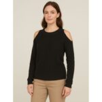 بلوزة صوف خفيف للنساء لون أسود