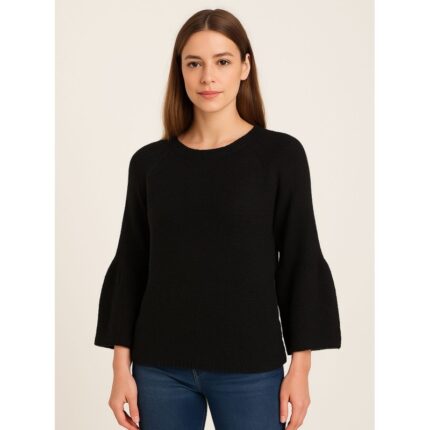 بلوزة صوف للنساء لون أسود