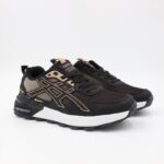 حذاء رياضي للرجال لون كاكي وأسود