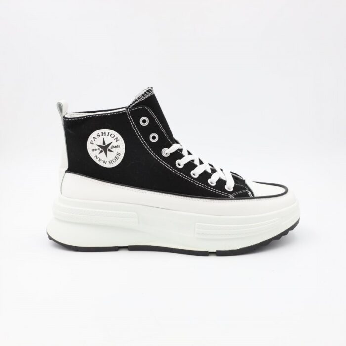 ⁦حذاء كاجول نعل عالي شبابي لون أسود ونعل أبيض⁩ - الصورة ⁦3⁩