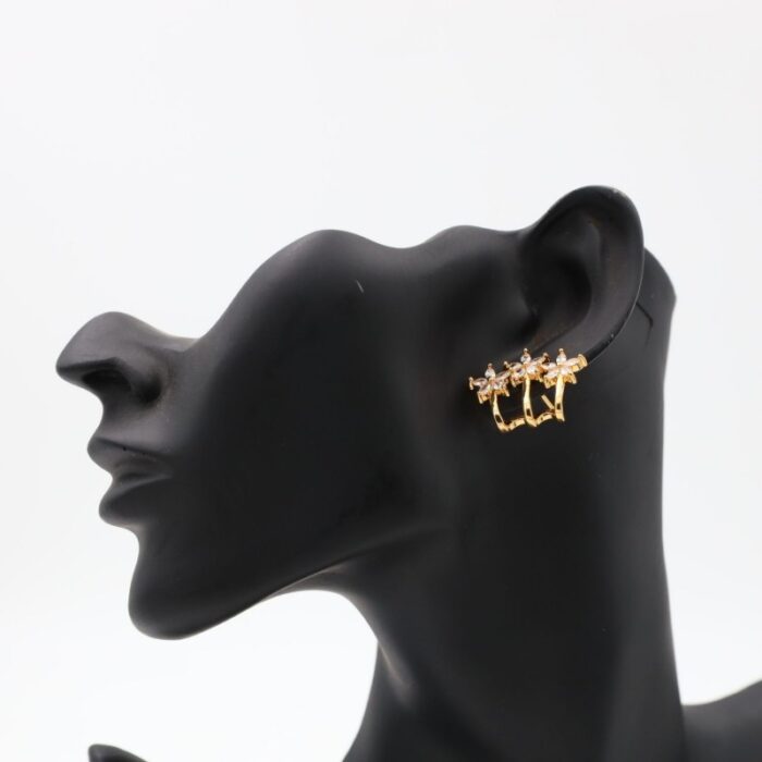 ⁦حلق تقيل ورد مع زركون لون ذهبي كفالة سنتين ضد تغير اللون⁩ - الصورة ⁦7⁩