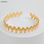 سوار ستيل بنجل مفتوح لون ذهبي كفالة سنتين ضد تغير اللون