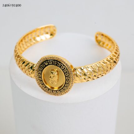 سوار اونصة مع نقش ماركة لون ذهبي كفالة سنتين ضد تغير اللون