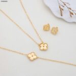 طقم اكسسوارات لون ذهبي كفالة سنتين ضد تغير اللون