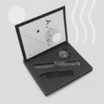 ⁦ساعة معدنية رجالية مع قشاط عدد 2 لون أسود⁩ - الصورة ⁦3⁩