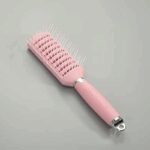 ⁦فرشاة شعر لون زهري⁩ - الصورة ⁦3⁩