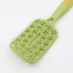 ⁦فرشاة شعر لون أخضر⁩ - الصورة ⁦6⁩