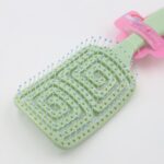 ⁦مشاطة أطفال مع مرآة⁩ - الصورة ⁦4⁩