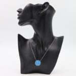 سلسال فضي بتصميم ولا تخافي ولا تحزني لون أزرق