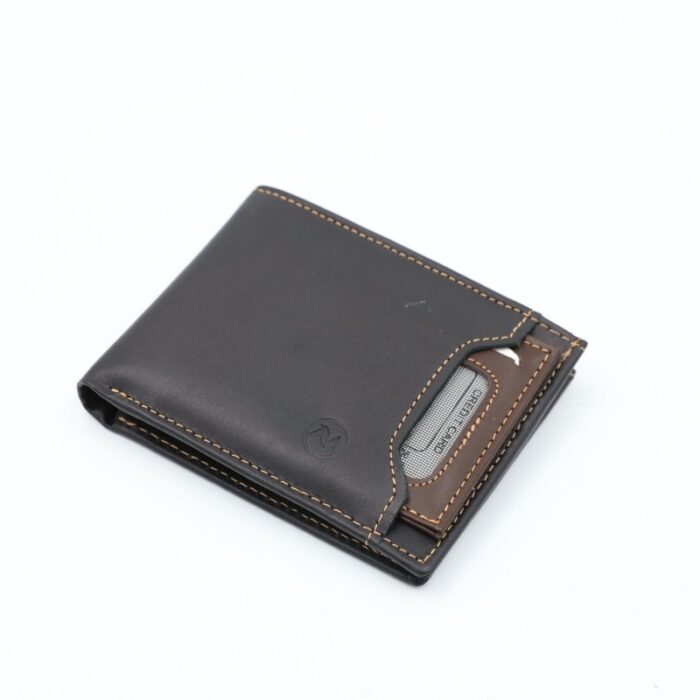 ⁦محفظة شخصية جلد للرجال لون أسود⁩ - الصورة ⁦2⁩