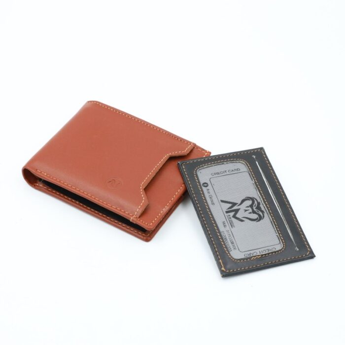 ⁦محفظة شخصية جلد للرجال لون عسلي⁩ - الصورة ⁦3⁩