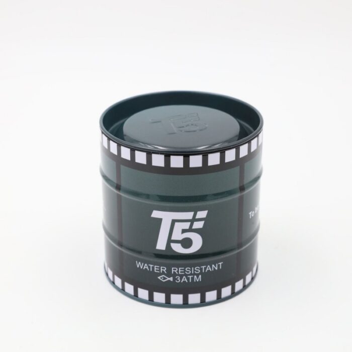 ⁦صندوق هدايا معدن شبابي للساعه شكل اسطوانه لون اسكني غامق بتفاصيل أبيض وأسود⁩ - الصورة ⁦3⁩