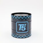 ⁦صندوق هدايا معدن شبابي للساعه شكل اسطوانه لون أسود بتفاصيل أزرق⁩ - الصورة ⁦2⁩