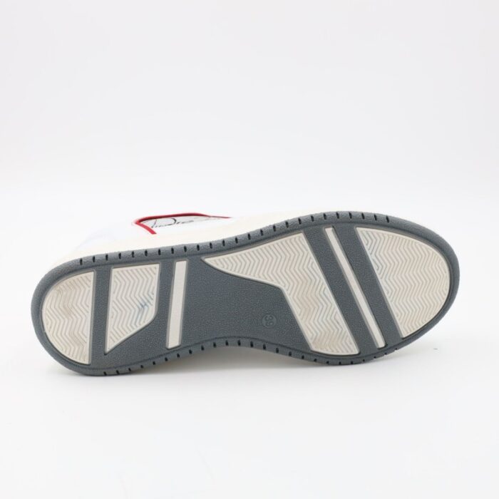 ⁦حذاء رياضي للنساء لون أبيض وأحمر⁩ - الصورة ⁦5⁩