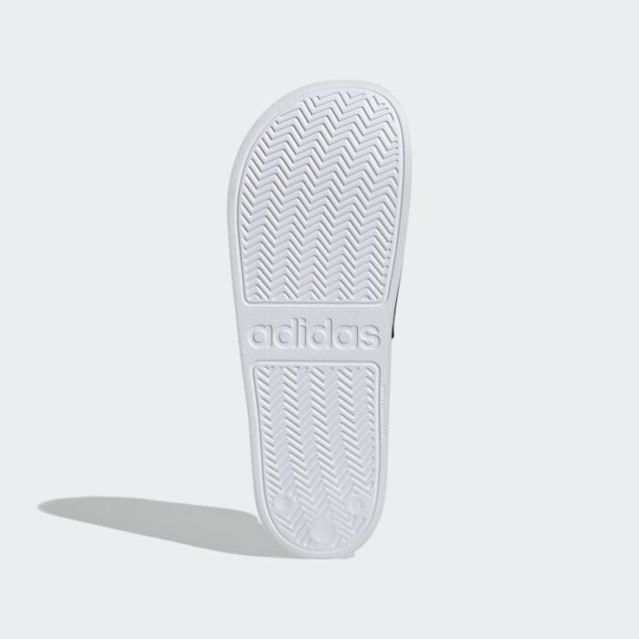 ⁦adidas Mens' Adilette Shower Slides- Black⁩ - الصورة ⁦4⁩