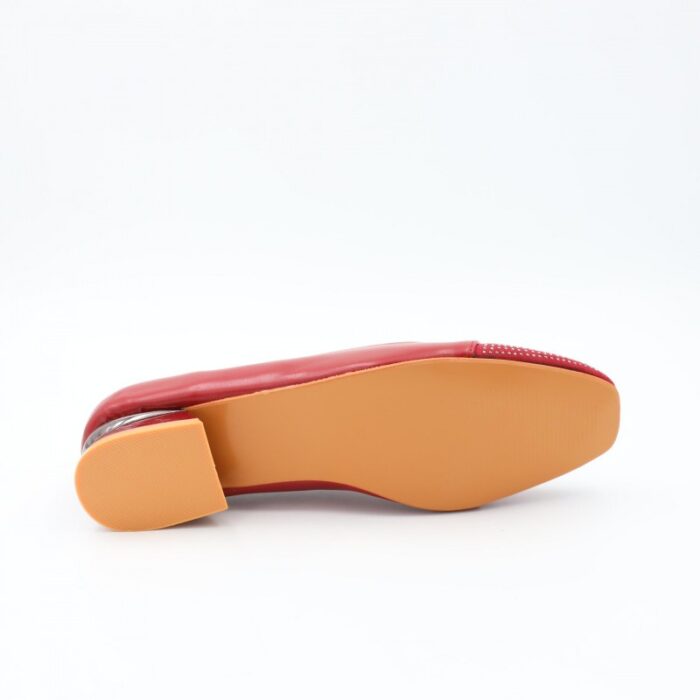 103387359_68987da7de94f حذاء زحاف للنساء لون أحمر - الصورة 1