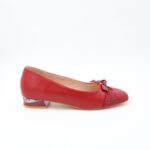 ⁦حذاء زحاف للنساء لون أحمر⁩ - الصورة ⁦5⁩