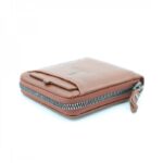 محفظة جلد للرجال لون بني فاتح 11*10 سم