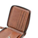 ⁦محفظة جلد للرجال لون بني فاتح 11*10 سم⁩ - الصورة ⁦5⁩