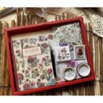 ⁦مجموعة دفتر القصاصات بتصميم زهور⁩ - الصورة ⁦4⁩