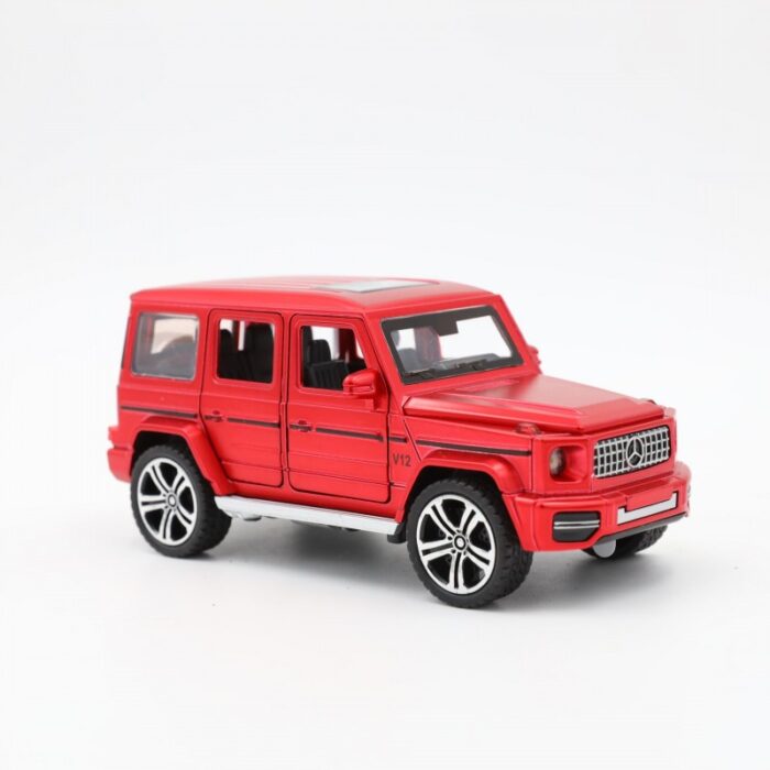 103387641_689c49a92b008 لعبة وتحفة جيب مرسيدس جي كلاس روفر لون أحمر - الصورة 1