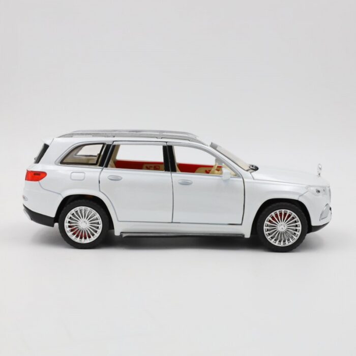 ⁦لعبة وتحفة سيارة مرسيدس لون أبيض⁩ - الصورة ⁦2⁩