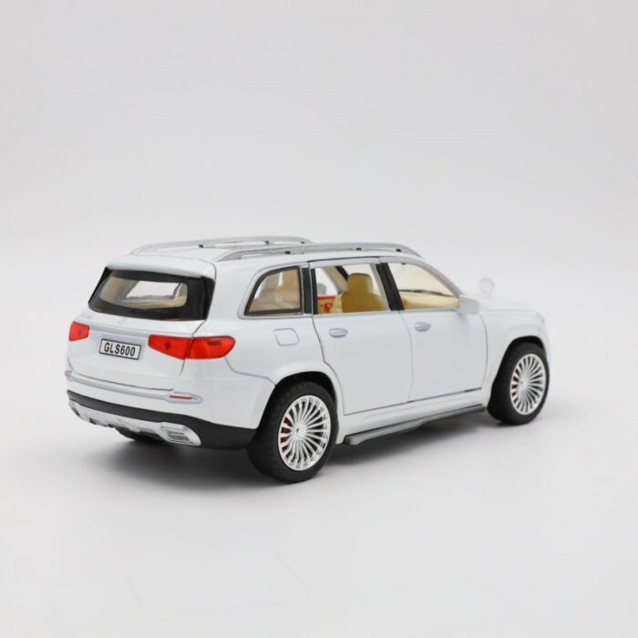 ⁦لعبة وتحفة سيارة مرسيدس لون أبيض⁩ - الصورة ⁦3⁩