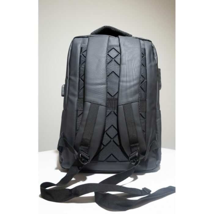 103387923_68a179f4bd7aa حقيبة مدرسية جامعية وللعمل 18 انش من نوع VENTO - الصورة 1