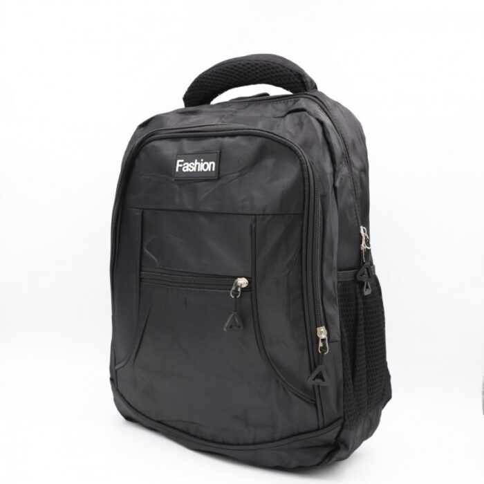 ⁦شنطة مدرسية 16 انش لون أسود⁩ - الصورة ⁦2⁩