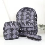 ⁦شنطة مدرسية 18 انش مع مقلمة⁩ - الصورة ⁦2⁩