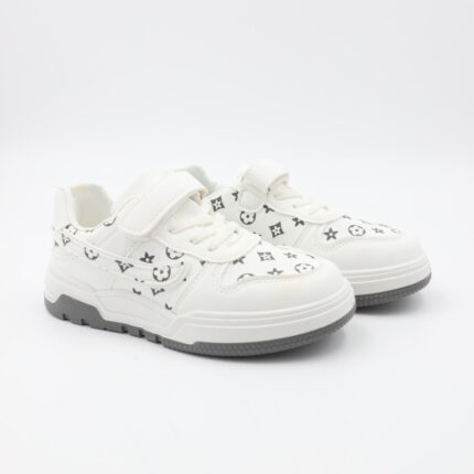 حذاء سبورت محير لون أبيض