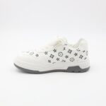 ⁦حذاء سبورت محير لون أبيض⁩ - الصورة ⁦4⁩