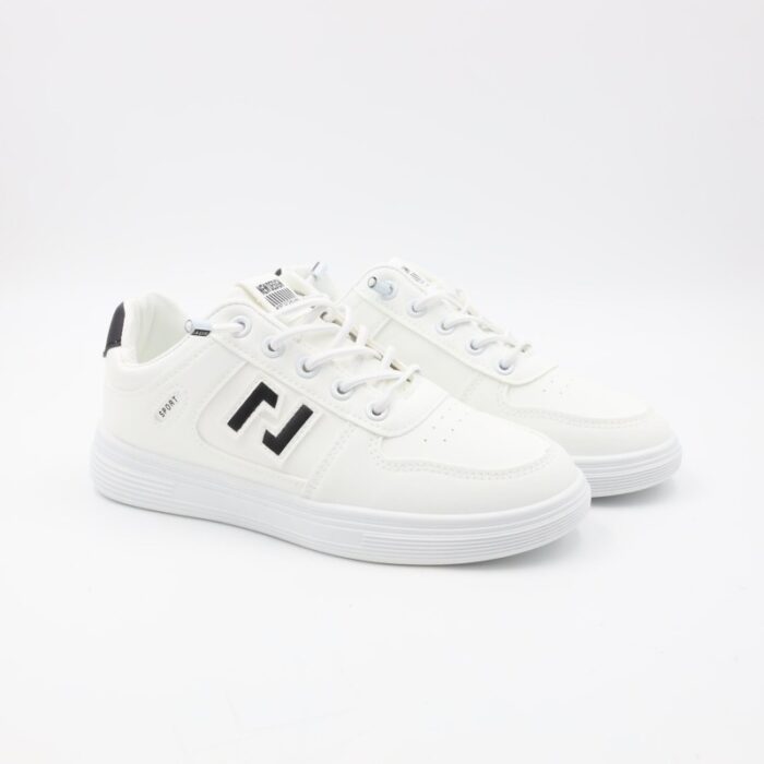 103388261_68a375c354c3d حذاء سبورت ولادي لون أبيض - الصورة 1