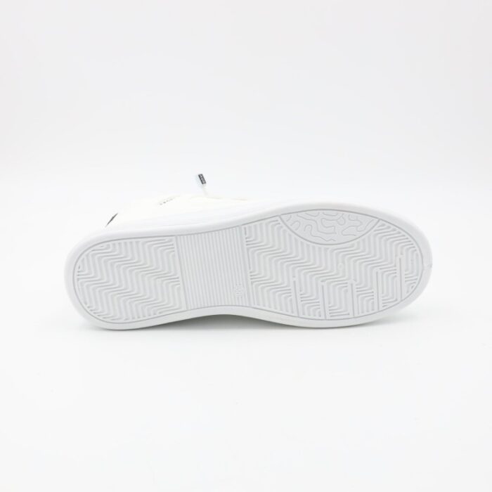 ⁦حذاء سبورت ولادي لون أبيض⁩ - الصورة ⁦5⁩