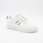 ⁦حذاء سبورت ولادي لون أبيض⁩ - الصورة ⁦2⁩