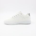 ⁦حذاء سبورت ولادي لون أبيض⁩ - الصورة ⁦4⁩