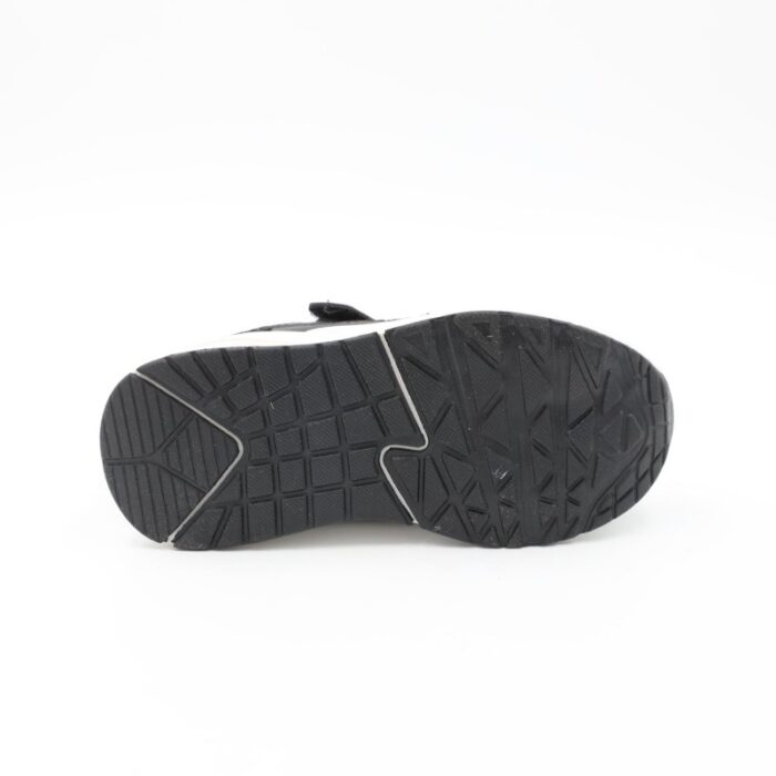 ⁦حذاء سبورت للأطفال لون أسود⁩ - الصورة ⁦5⁩