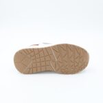 ⁦حذاء سبورت للأطفال لون بني⁩ - الصورة ⁦5⁩