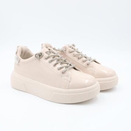 حذاء سبورت للنساء لو بيج